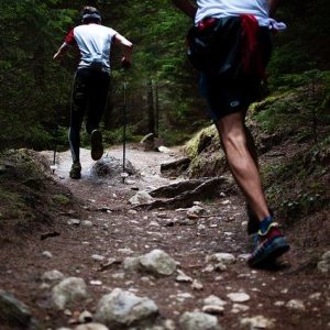 Comment assurer son apport en eau potable pendant une randonnée ?