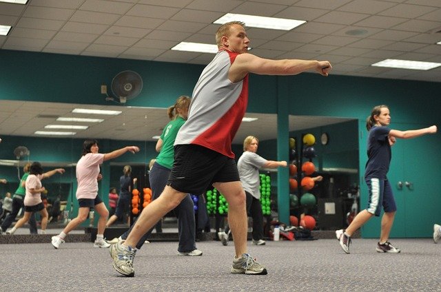 Tous les avantages de faire du sport dans un centre de remise en forme